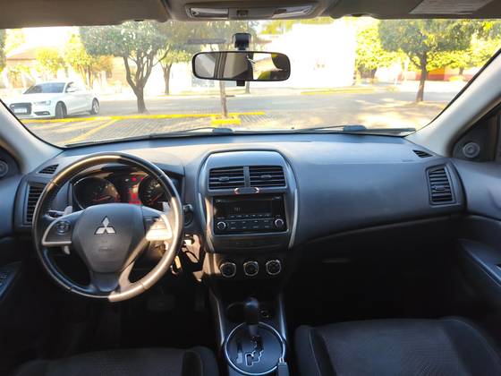 MITSUBISHI ASX 2.0 4X2 16V GASOLINA 4P AUTOMÁTICO MITSUBISHI ASX 2.0 4X2 16V GASOLINA 4P AUTOMÁTICO